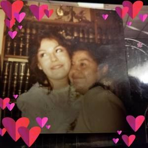 Meet your Posher, Cristina